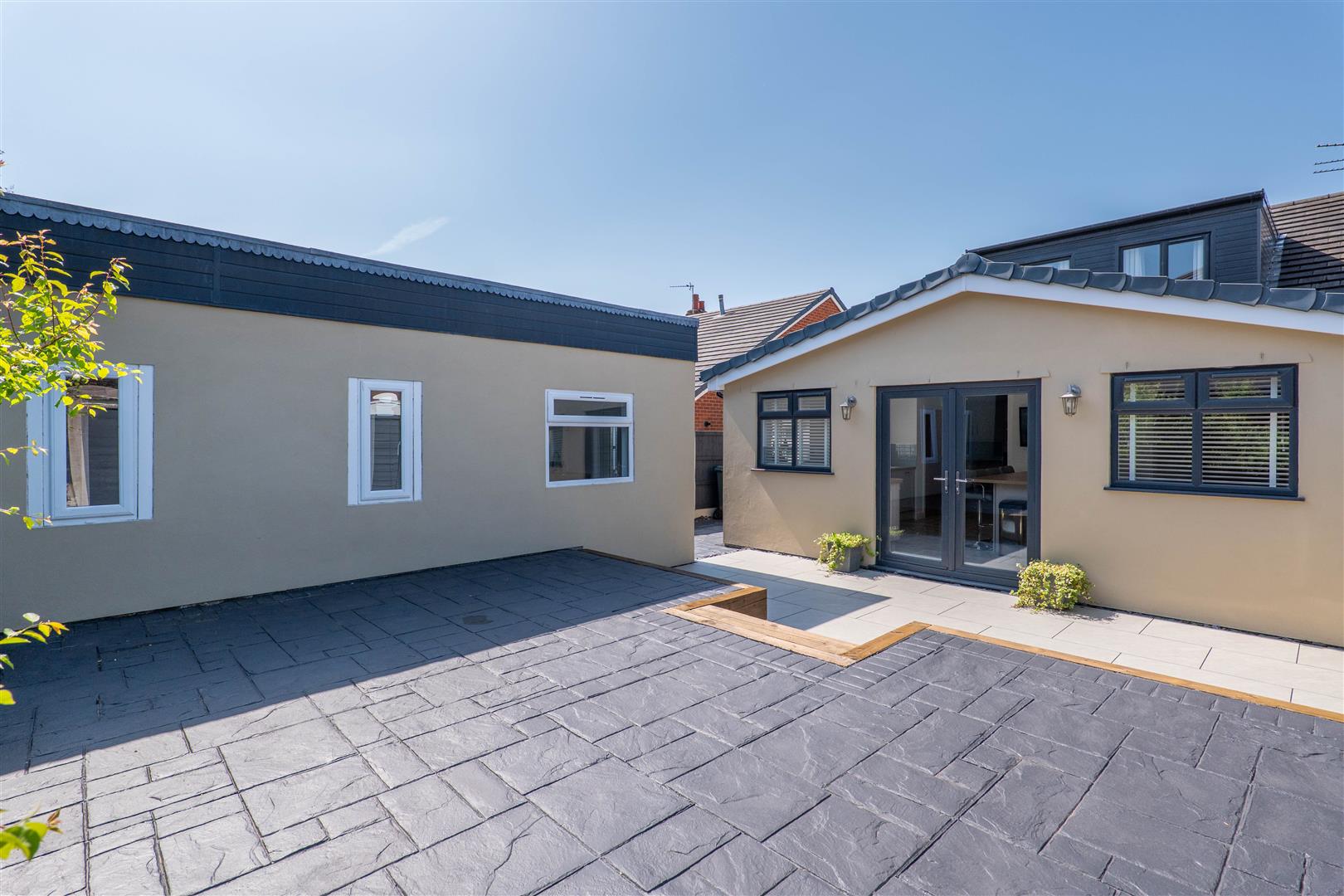5 bed property in Collingwood Road, Chorley